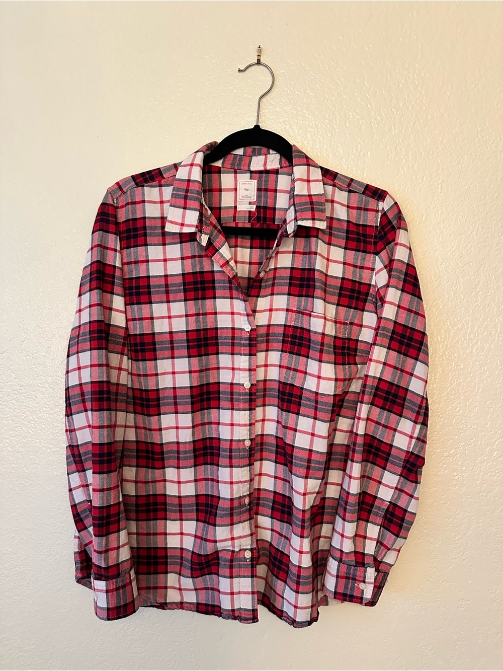 Gap Fitted Boyfriend Red Plaid Button-Up Shirt